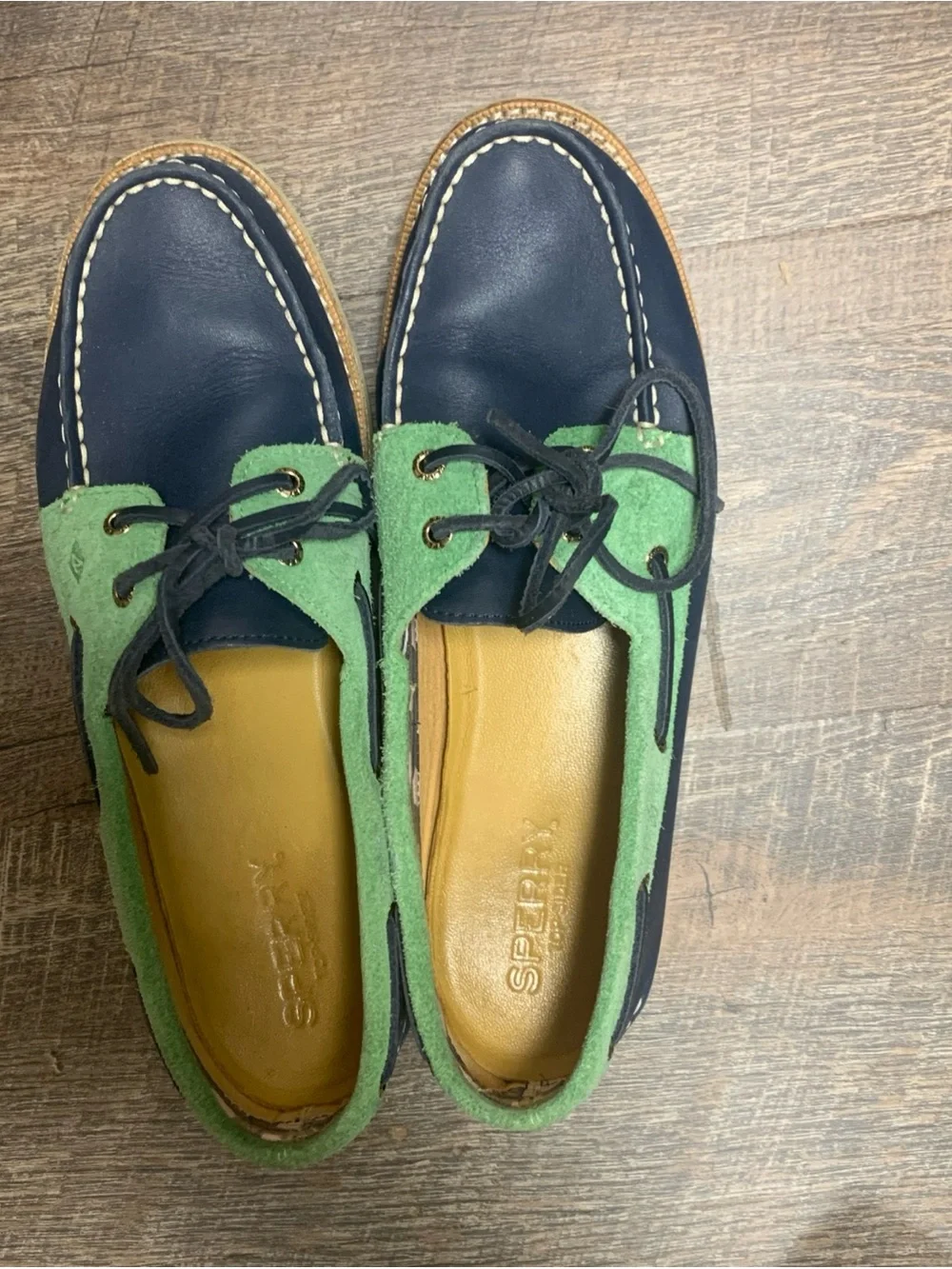 Sperry women’s boat